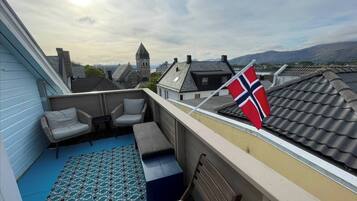 Shared Dormitory, 1 Bedroom, Smoking, Balcony | Balcony