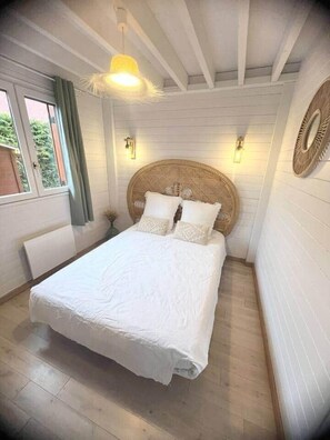 3 Schlafzimmer, Bügeleisen/Bügelbrett, WLAN, Bettwäsche