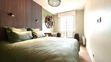 2 bedrooms, WiFi, bed sheets