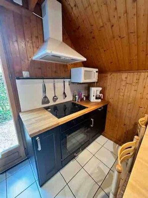 Fridge, microwave, oven, high chair