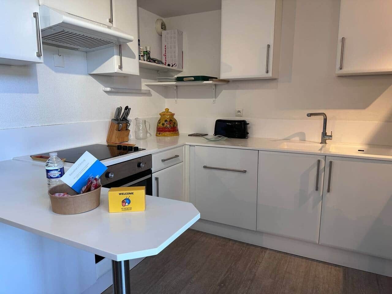 Køleskab, mikrobølgeovn, ovn, opvaskemaskine