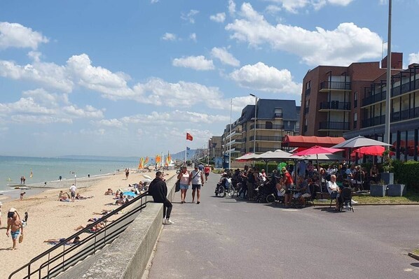 Beach - Stopover in Balbec Near beach (Cabourg)