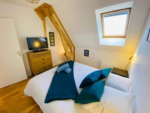 2 chambres, fer et planche Ă repasser, Wi-Fi, draps fournis