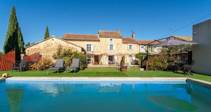 Villa "Pool Jacuzzi" with private pool, Wi-Fi and air conditioning