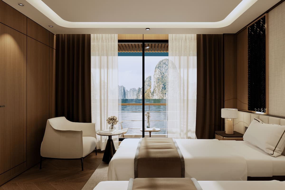 غرفة عائلية رباعية - بشرفة - بمنظر للمحيط | خزنة داخل الغرفة ومكتب ومساحة عمل للكمبيوتر المحمول وواي فاي مجانًا