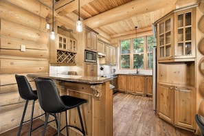 Coffee/tea maker, fridge, microwave, oven - Fiddler Lake Resort - Bear 25 (Mille-Isles)