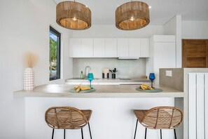 Luxury Villa, 1 King Bed with Sofa bed, Private Pool, Sea View | Private kitchen