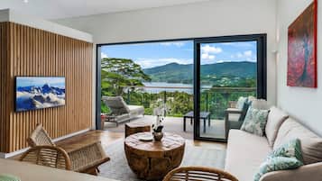 Villa Luxe, 1 très grand lit et 1 canapé-lit, piscine privée, vue mer | Coin séjour