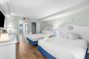 1 bedroom, Internet, bed sheets - Roomy Oceanfront Suite with 2 Queen Beds 5th Floor (Myrtle Beach)
