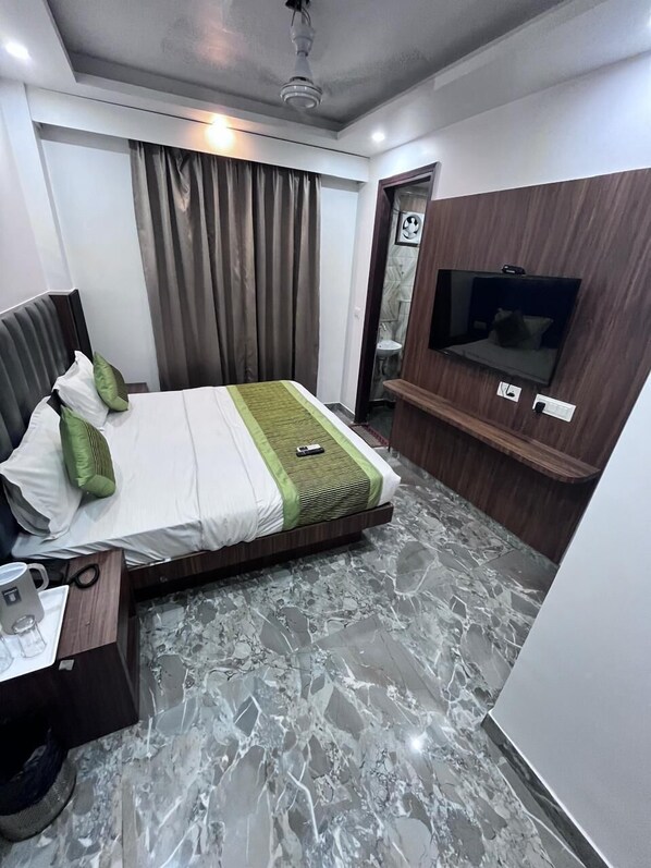 Premium bedding, free WiFi, bed sheets