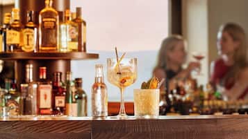 2 Bars/Lounges, Cocktailbar