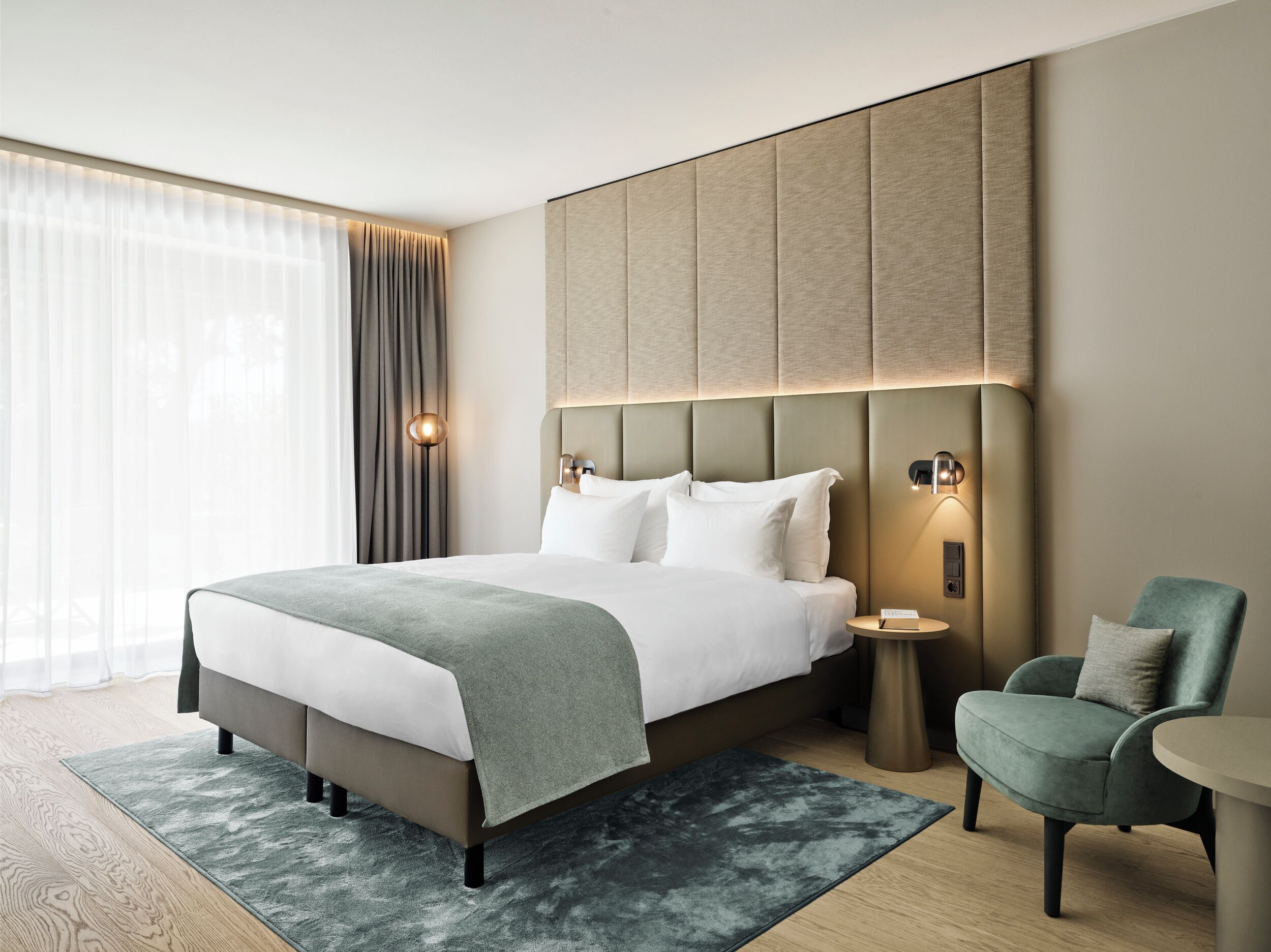 Deluxe Double Room, Balcony | Premium bedding, minibar, iron/ironing board, WiFi (free)