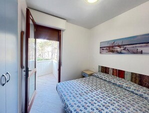 Apartment, 2 Bedrooms, Patio, Garden View