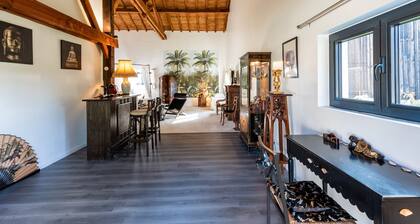Chambre d'hôtes 'Le Palmier Exotique' con piscina compartida, terraza compartida y Wi-Fi