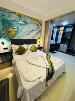 Deluxe Double Room, Balcony | Iron/ironing board (on request), WiFi (free)
