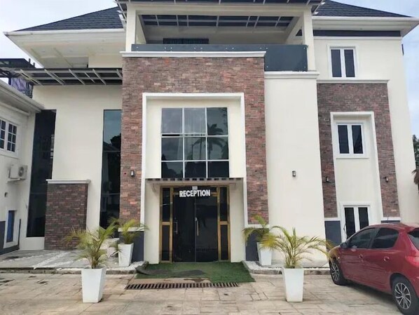 Voorkant van accommodatie