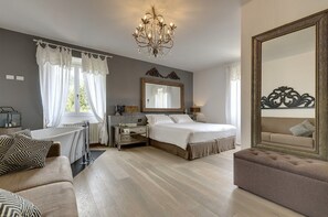 7 Schlafzimmer, Bügeleisen/Bügelbrett, kostenloses WLAN