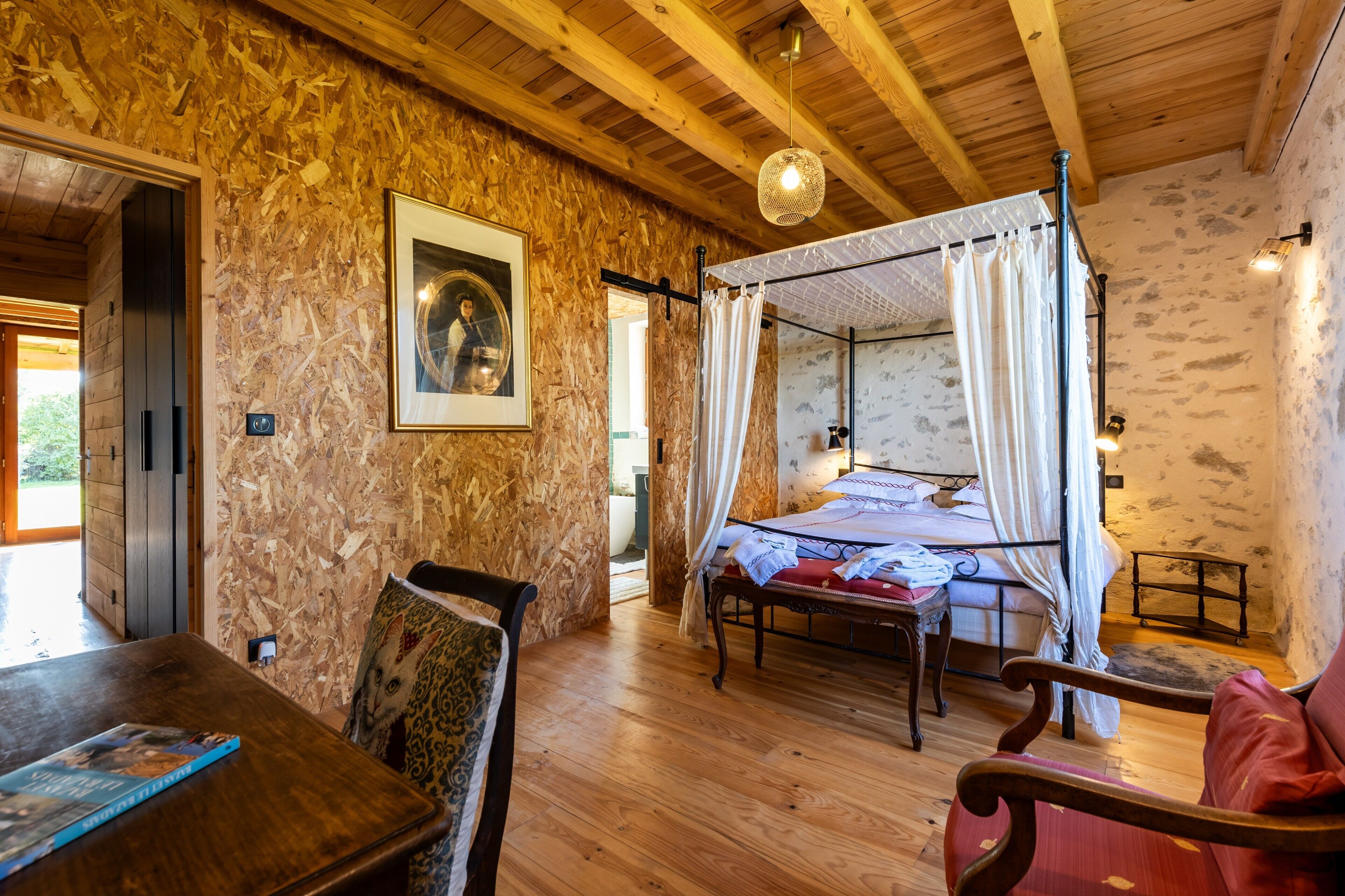 4 habitaciones, wifi y ropa de cama 