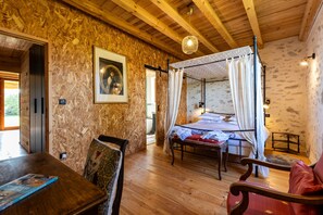 4 habitaciones, wifi y ropa de cama 