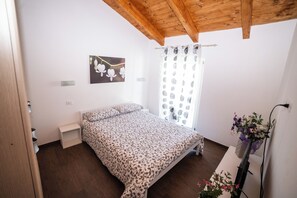 1 habitación, wifi gratis y ropa de cama