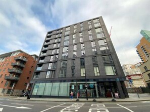 Apartamento, 1 quarto, vista para a cidade | Fachada