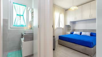 1 chambre, fer et planche Ă repasser, Wi-Fi, draps fournis