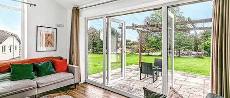 Televisión y oficina