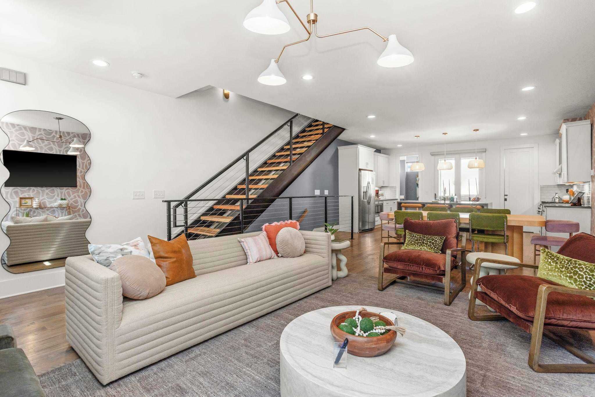 Televisión, oficina