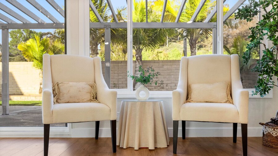 @ Marbella Lane - Cozy Gem Near Nature Trails