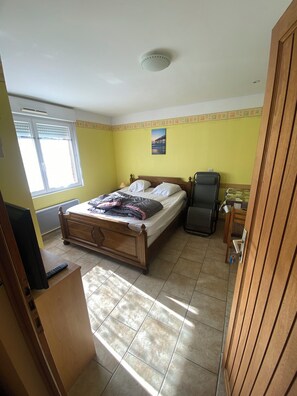 Een strijkplank/strijkijzer, wifi