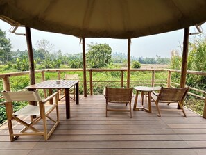 Tenda Deluxe, 1 letto king (Studio Safari) | Terrazza/patio
