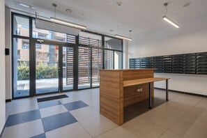 Reception - Pure Rental Premium Inżynierska (Wrocław)
