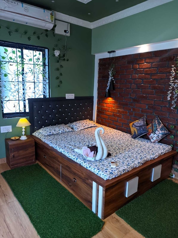 Quarto casal luxo, vista para a cidade | Cofres nos quartos, quartos à prova de som