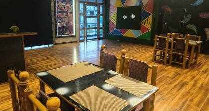 Hotel OPM & Restaurant