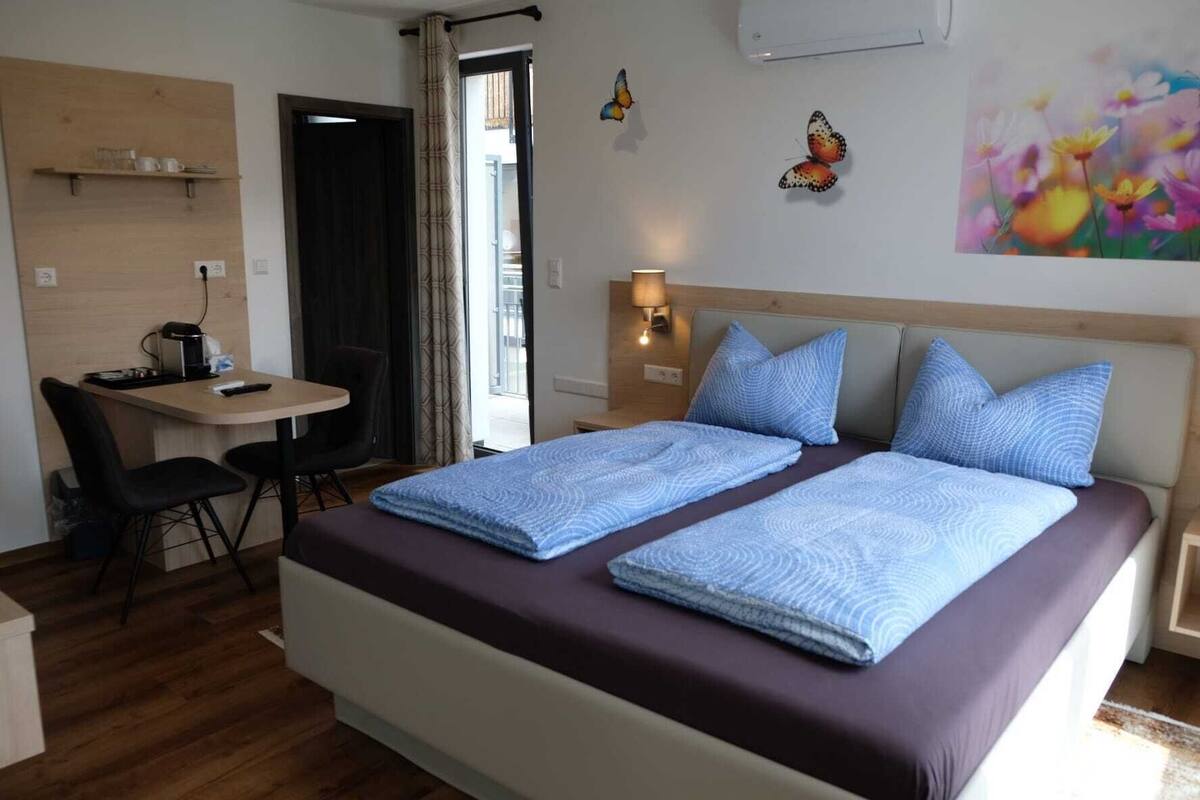 Standard Double Room, 1 Queen Bed, Balcony | In-room safe, blackout drapes, soundproofing, free WiFi