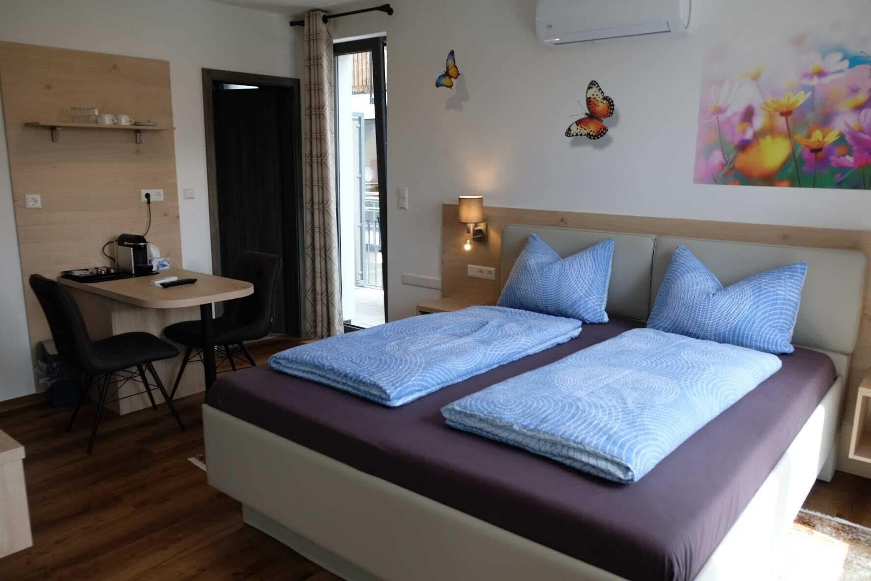 Standard Double Room, 1 Queen Bed, Balcony
