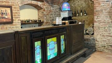 Bar (in der Unterkunft)