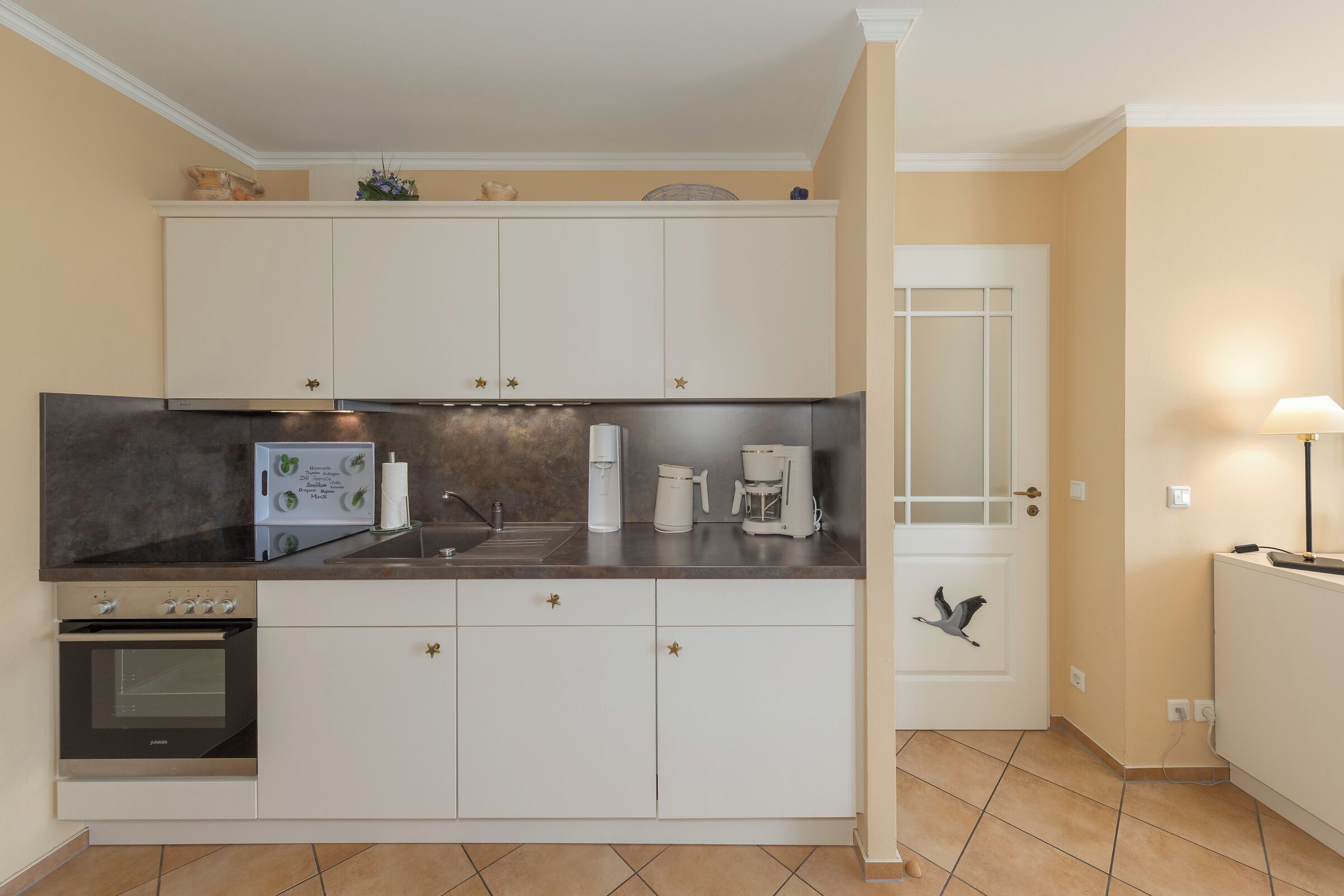 Refrigerador, horno, parrilla de estufa y lavavajillas 