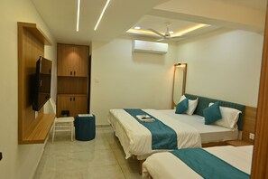 Standard Room | Free WiFi - Hotel Daily Stay (Gandhinagar)