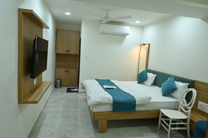 Deluxe Room | Free WiFi