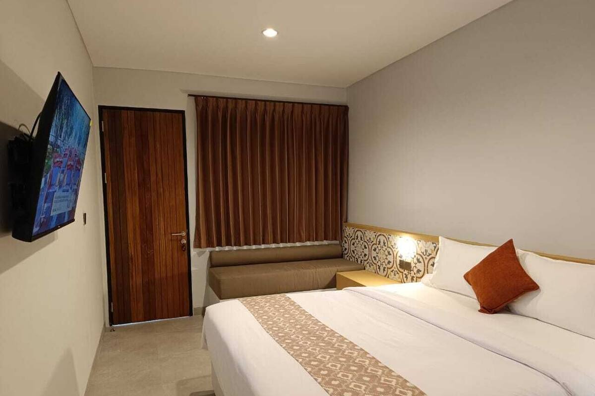 Deluxe Suite, Garden View | Bathroom