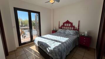 3 slaapkamers, wifi, beddengoed