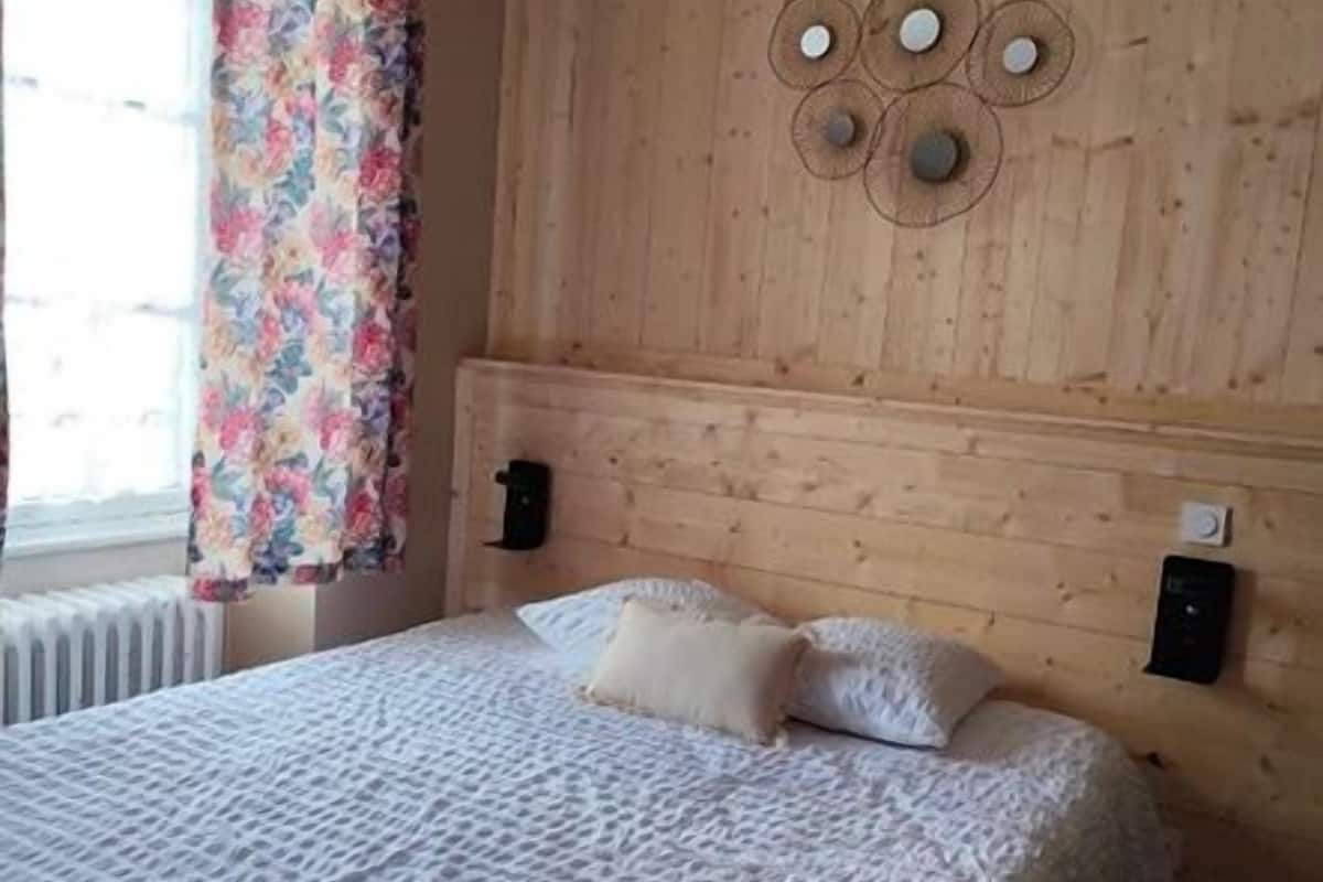Double Room, City View | Free WiFi