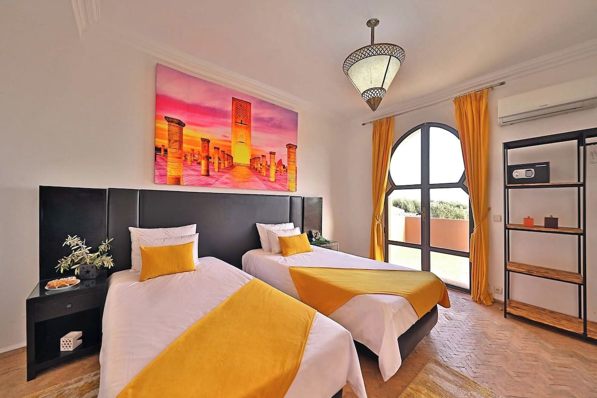 Family Suite, Garden View | In-room safe, free WiFi