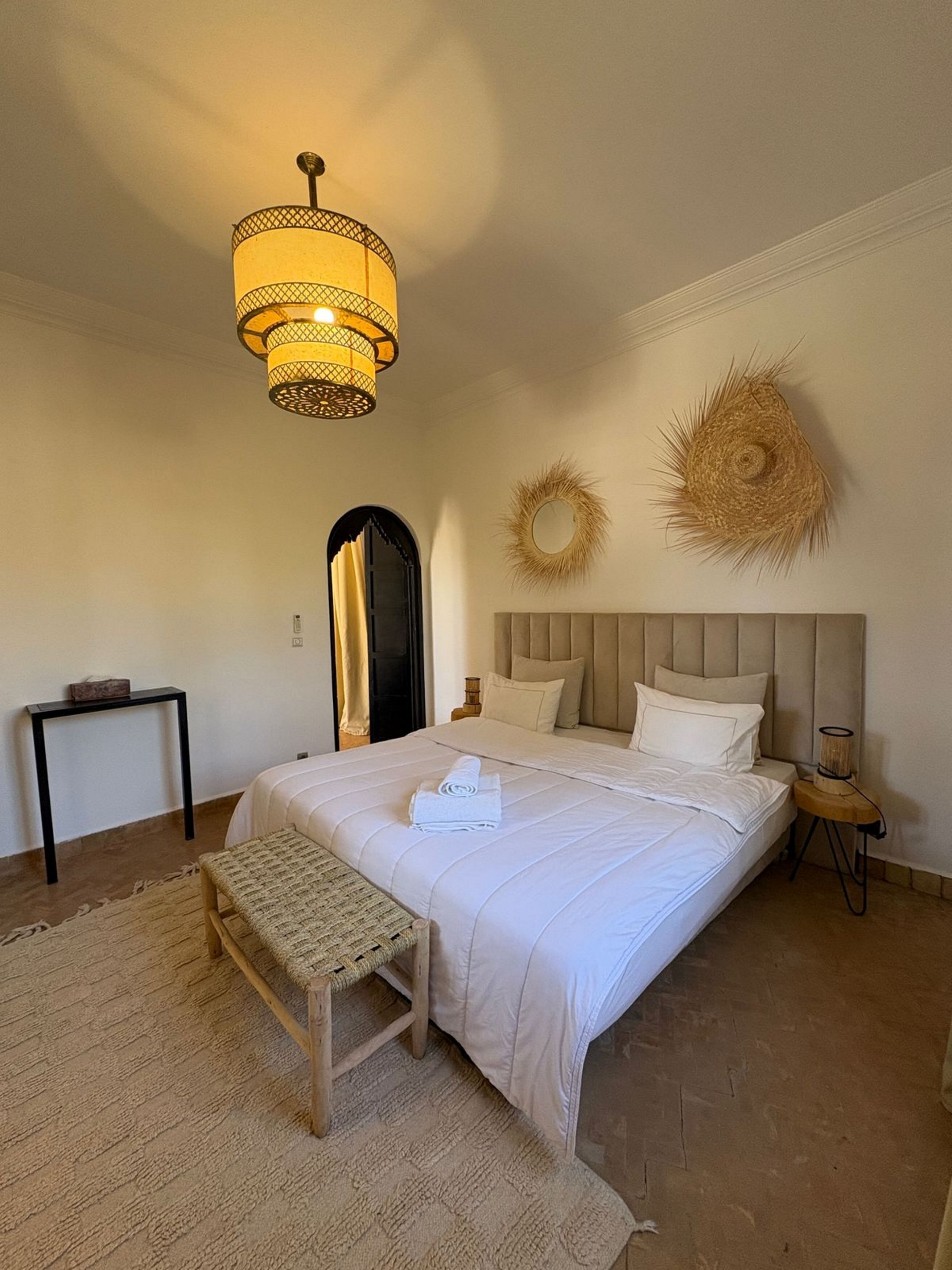 Deluxe Suite with semi-private pool | In-room safe, free WiFi