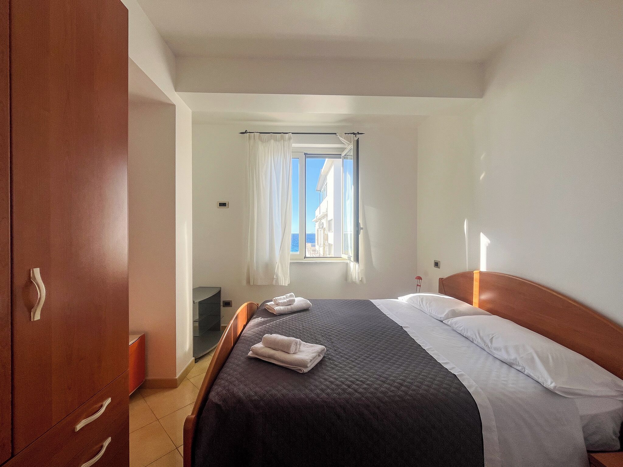 2 camere, ferro/asse da stiro, Wi-Fi gratuito, lenzuola