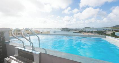 Beach Front 4 Bed Condon D2.1 with Sea View and Private Pool !!