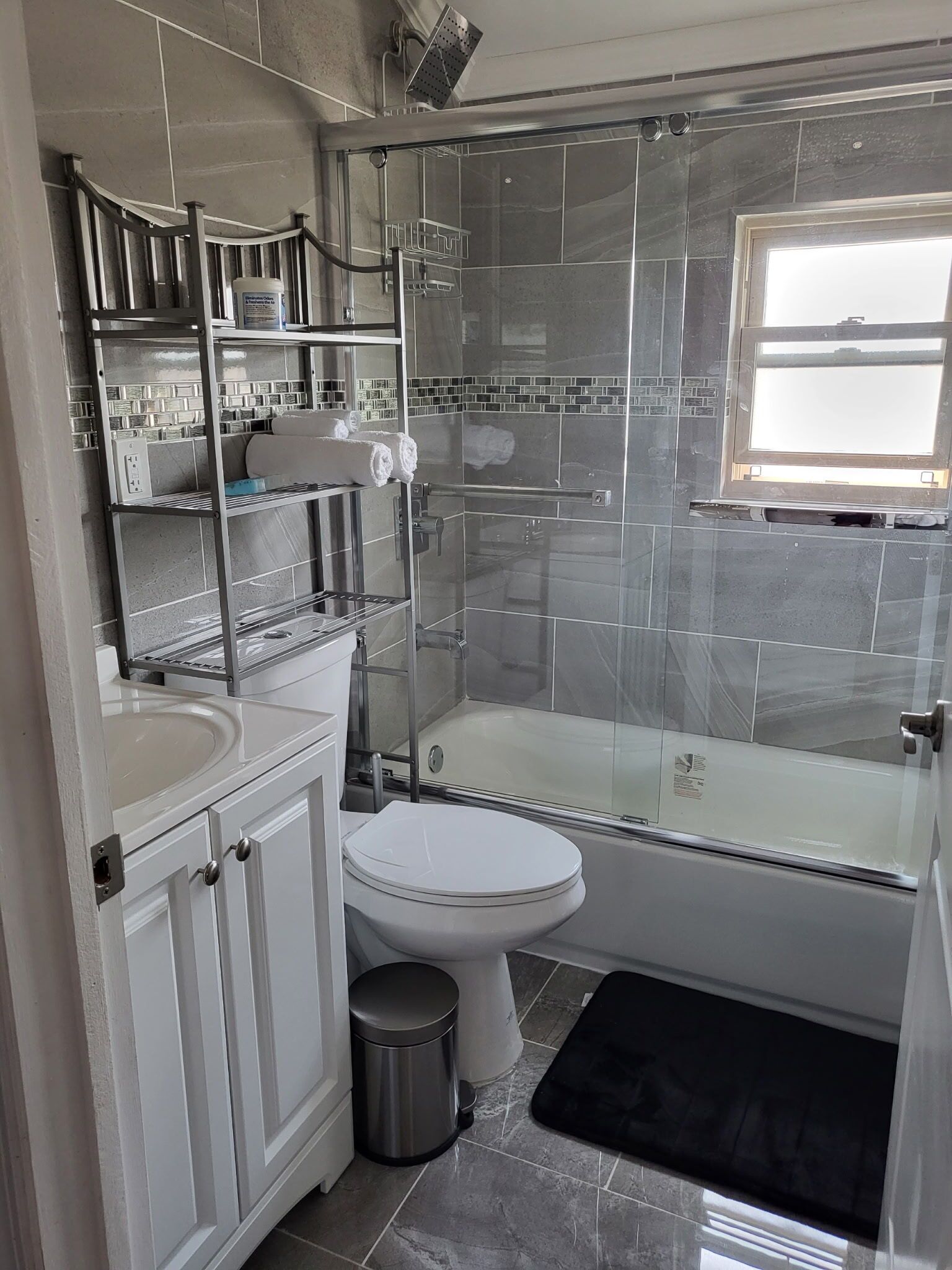 Towels, soap, toilet paper