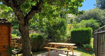 Charmante maison de vacances Ă Chauffayer - 4 pers - Aubessagne