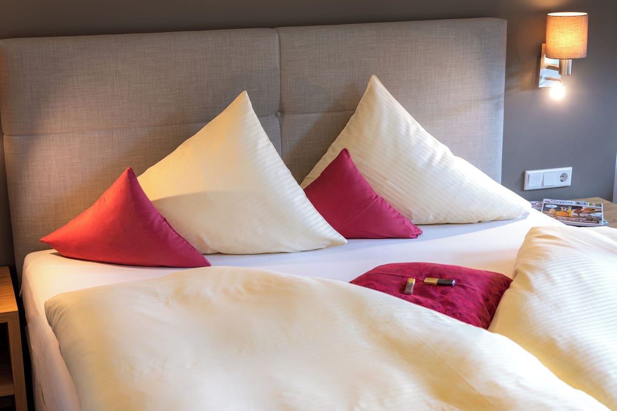 Seeblick für 1 bis 2 Personen | In-room safe, free WiFi, bed sheets